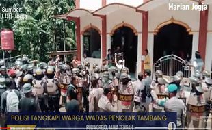 Video Polisi Kepung & Tangkap Warga Desa Wadas, Ada yang Dipukul