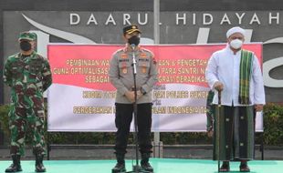 TNI-Polri Edukasi Santri Ponpes di Sukoharjo Soal Wawasan Kebangsaan