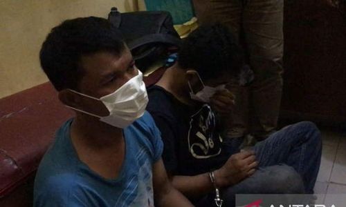 Polisi Tangkap Penjambret dengan Tabrakkan Motor