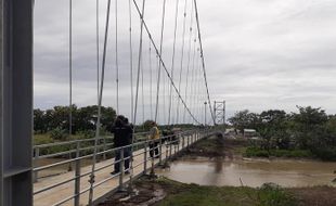 Rampung Dibangun, Ini Jembatan Gantung Senilai Rp10 Miliar di Sukoharjo