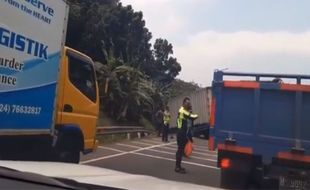 Kronologi Kecelakaan Karambol di Tol Jatingaleh Semarang