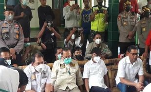 Curhat ke DPR, Warga Desa Wadas Purworejo Ngaku Diborgol saat Mau Salat