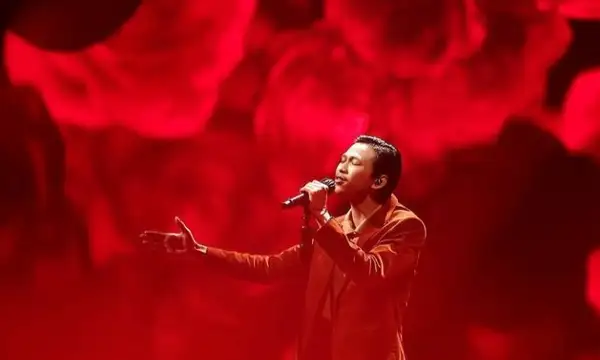 Birinchi shaxs pornosini HD formatda tomosha qiling