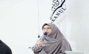 Isi Ceramah tentang KDRT, Nama Oki Setiana Dewi Trending Twitter