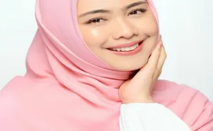 Profil Oki Setiana Dewi, Artis yang Hijrah hingga Jadi Pendakwah