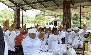 Umat Hindu di Boyolali Gelar Upacara Melasti di Umbul Siti Inggil