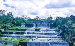 Indahnya Grojogan Watu Purbo, Wisata Air Terjun 6 Tingkat di Jogja