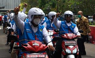 Menteri ESDM: Butuh Dana Rp15 Juta Konversi Sepeda Motor Jadi Kendaraan Listrik