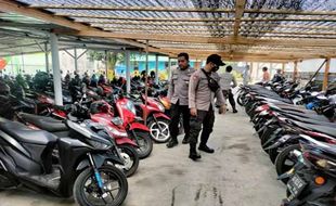 Puluhan Motor Terjaring Razia Knalpot Brong di SMPN 1 Tawangmangu