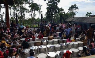 Kumpul di Makam Leluhur, Begini Suasana Sadranan di Cepogo Boyolali