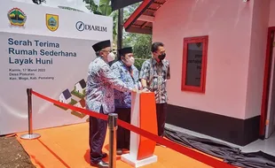 PT Djarum Bedah Rumah 10 Keluarga Tidak Mampu di Pemalang