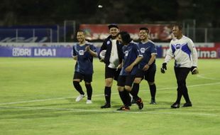 Antusiasme Pencinta Sepak Bola Dorong Kebangkitan UMKM Bali