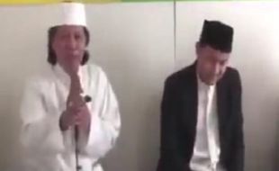 Video Lawas Cak Nun: Jangan Salahkan Mbak Mega...