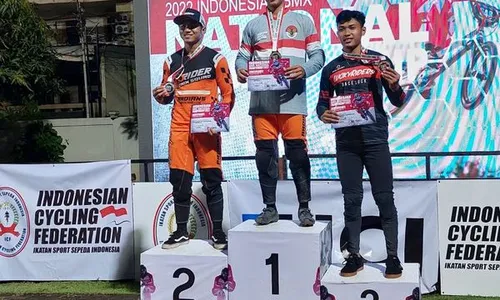 Sekali Juara, Atlet Asal Jateng Sabet Dua Gelar di Kejurnas BMX 2022