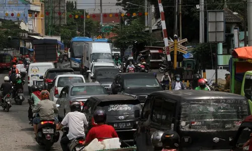 Wah, Jl S Parman Solo Dinilai Potensial Jadi Pusat Wisata Kuliner Malam