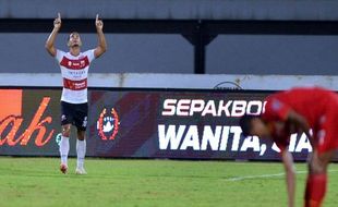 Bintang Persis Solo Bantu Selamatkan Madura United dari Degradasi