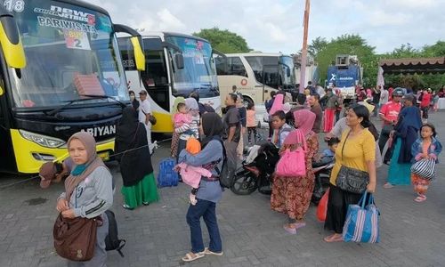 Full Senyum! 700 Pedagang Bakso Asal Wonogiri Siap Mudik Gratis Tahun Ini