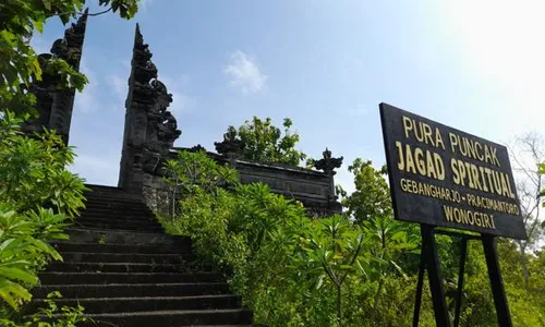 Pura Puncak Jagad Spiritual, Tempat Ibadah Umat Hindu dan Objek Wisata