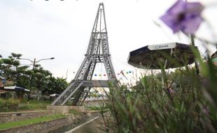 Makin Keren! Sumber Umis Madiun Dilengkapi Miniatur Menara Eiffel