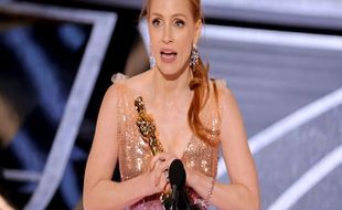 Jessica Chastain Aktris Terbaik Oscar 2022 Singgung Soal Diskriminasi