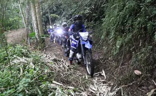 Joss! Tiga Biker Ini Ngabuburit Explore Merapi Dengan Yamaha WR 155 R