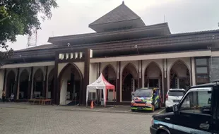 Masjid Al Falah Sragen Sediakan 300-700 Porsi Makanan Berbuka/Hari