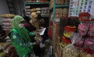 Pemkot Solo Gelar Sidak Bahan Pangan Jelang Lebaran di Pasar Legi