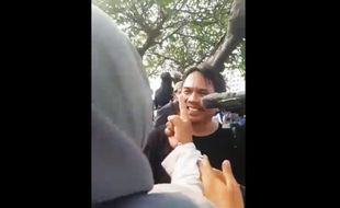 Ade Armando Dikatai Buzzer dan Pengkhianat sebelum Dikeroyok di DPR