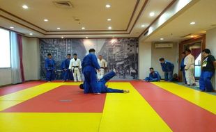 Digembleng di Sahid Jaya, Ini Target Blind Judo Indonesia di APG 2022