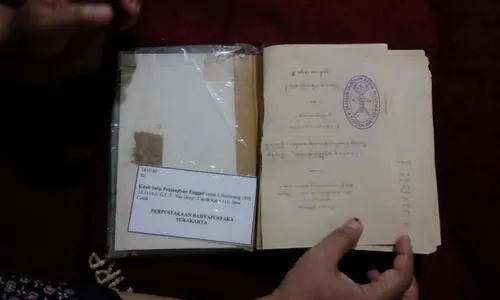 Museum Radya Pustaka Punya Injil Aksara Jawa, Usianya Ratusan Tahun