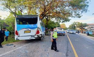 Kecelakaan Karambol Terjadi di Madiun, Pengendara Sepeda Motor Tewas