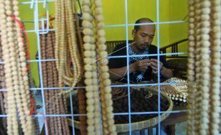 Biji Jenitri Kebumen, Airmata Siwa yang Dibeli Mahal India