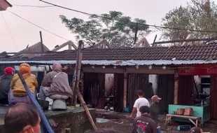 Kebakaran Landa Pasar Ambarawa, 7 Kios Daging Ludes