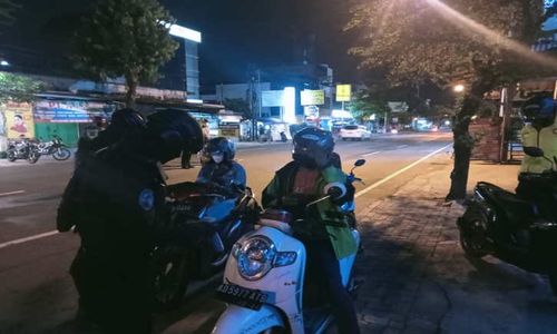 55 Kendaraan Diperiksa Polisi di Depan Mapolsek Serengan Solo, Kenapa?