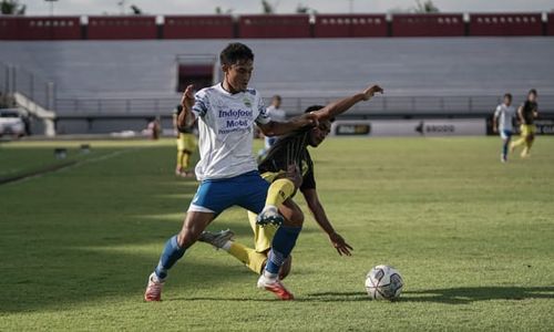 Tuding Sepak Bola Gajah, 4 Suporter Persipura Gugat Persib vs Barito