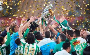 Drama Adu Penalti Antarkan Real Betis Juara Baru Copa del Rey