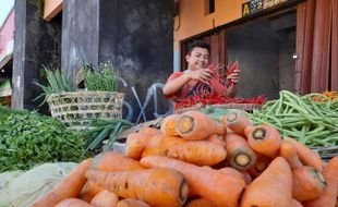 Awal Ramadan, Harga Sayuran di Pasar Boyolali Naik Tapi Tetap Laris