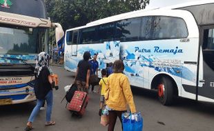 Terminal Jombor Sleman Dipadati Penumpang Arus Balik