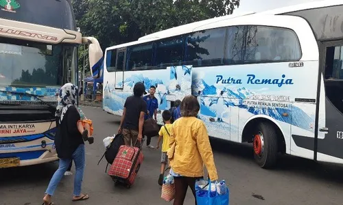 Terminal Jombor Sleman Dipadati Penumpang Arus Balik