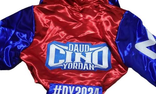 Ada Tagar #DY2024 di Atribut Tinju Daud Yordan, Apa Maksudnya?