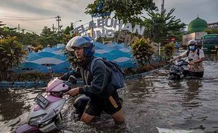 Banjir Rob Terjang Wilayah Pesisir Jateng, BPBD Instruksikan Ini