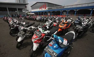 Ratusan Motor Pemudik Dikirim Kembali ke Jakarta dari Terminal Solo