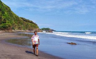 Pantai Pecaron, Wisata Paling Sepi di Kebumen