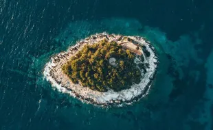 Pulau Misterius Muncul di Google Maps tapi Tak Ada di Dunia Nyata, Kok Bisa?