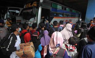 Punya Penumpang Setia, Segini Jumlah Bus Bumel di Jateng