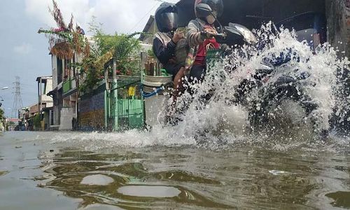 Begini Curhatan Warga Semarang Jadi Langganan Banjir Rob