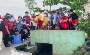 Siswa SMP di Sukoharjo Bikin Eco Enzyme untuk Netralkan Limbah Ciu