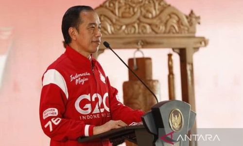 Jokowi dan Ganjar Hadiri Rakernas Projo, Warganet: Kode Keras Bos!