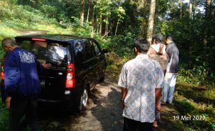 Insiden Mobil Nyasar ke Alas Grojogan Sewu, Warga: Bisa Karena Faktor X