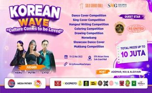 Para Pencinta K-Pop Merapat, Ada Korean Wave di Solo Grand Mall